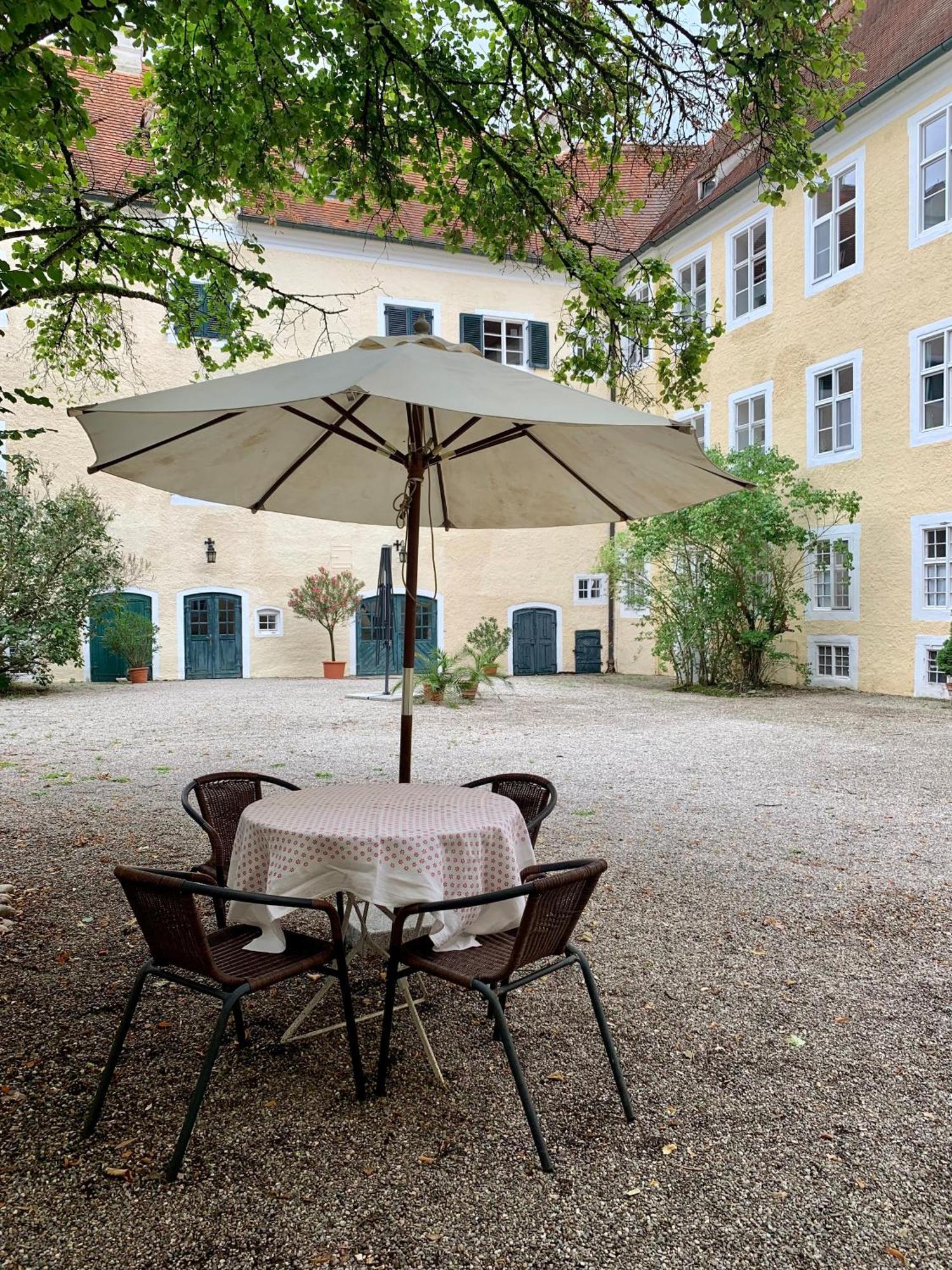 Wohnen Im Wasserschloss Sandizell Schrobenhausen Esterno foto